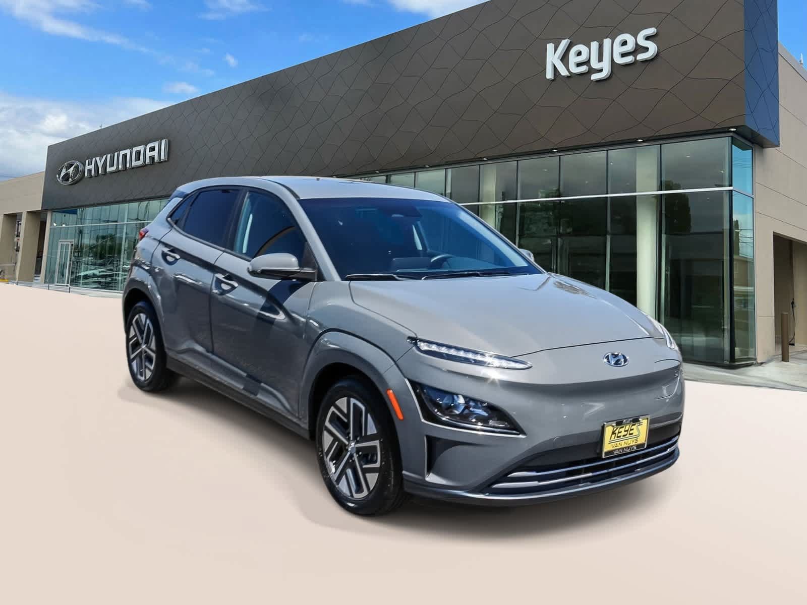Certified 2023 Hyundai Kona SE FWD image 3