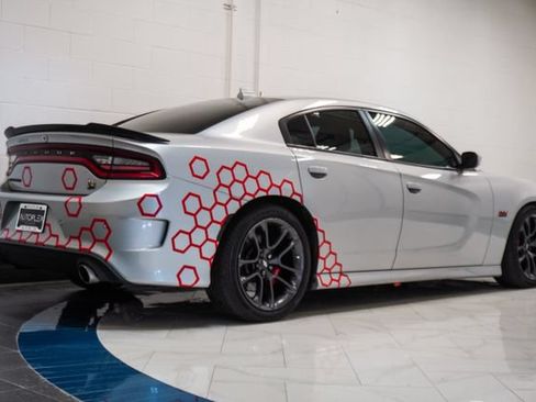Used 2020 Dodge Charger Scat Pack w/ Plus Group RWD image 30
