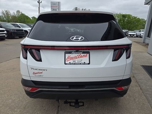 Used 2023 Hyundai Tucson SEL w/ Convenience Package FWD image 9