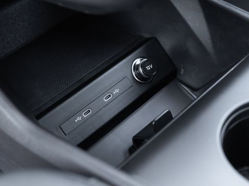 Certified 2024 Audi Q4 e-tron Premium Plus w/ Premium Plus image 15