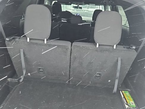 Used 2020 Ford Explorer XLT image 5