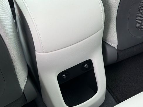 New 2026 Hyundai Ioniq 5 Limited image 15
