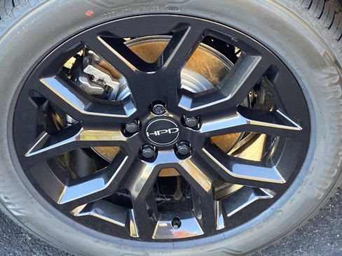 New 2025 Honda Pilot Touring image 7