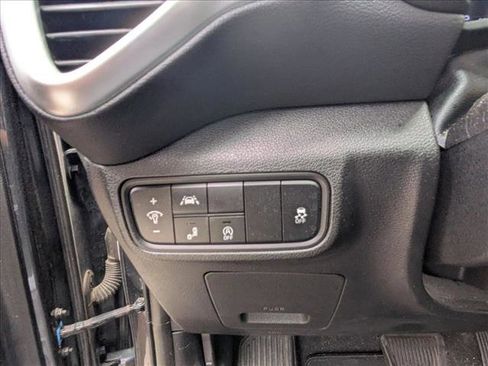 Used 2020 Kia Soul S FWD image 20