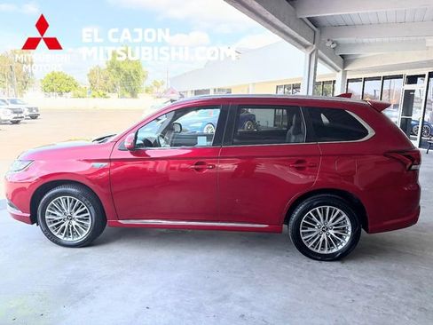 Used 2022 Mitsubishi Outlander SEL image 7