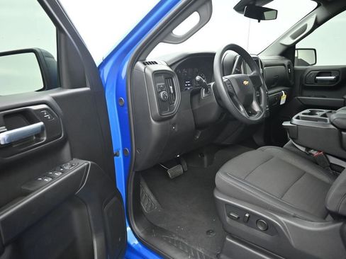 Used 2026 Chevrolet Silverado 1500 Custom RWD image 10