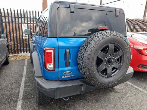 Used 2024 Ford Bronco Black Diamond image 7