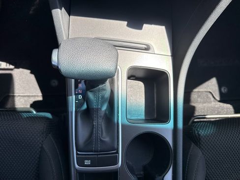 Used 2019 Kia Optima LX image 25