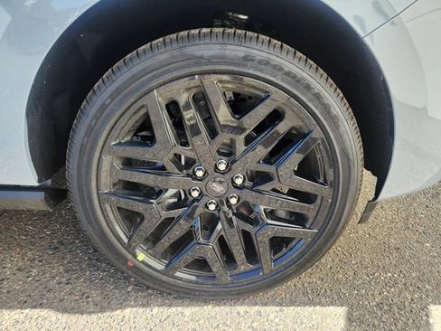 New 2026 Ford Expedition Platinum AWD/4WD image 17
