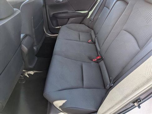Used 2017 Honda Accord LX image 17