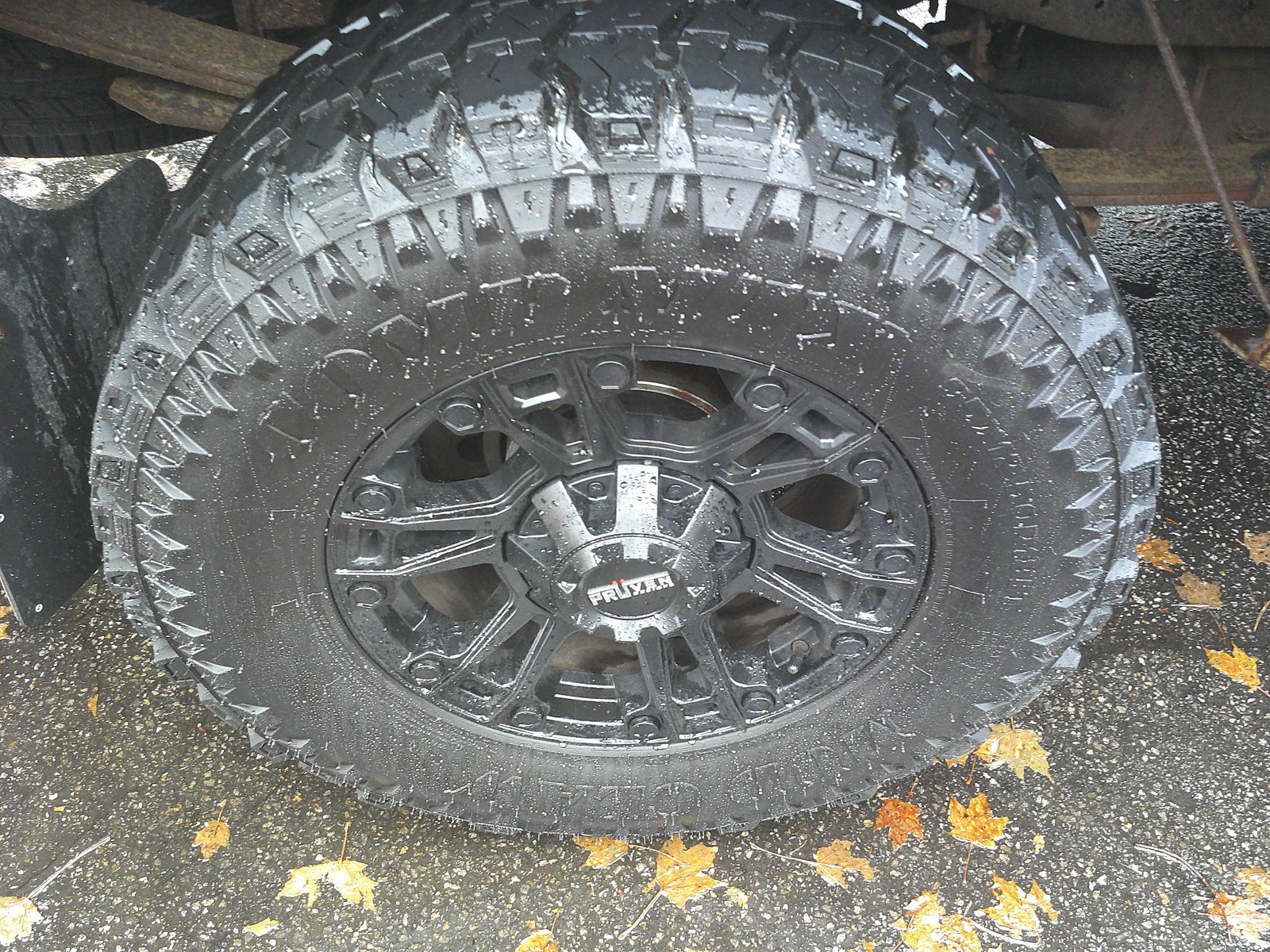 Used 2012 Ford F250 XL w/ Snow Plow Prep Pkg AWD/4WD image 11