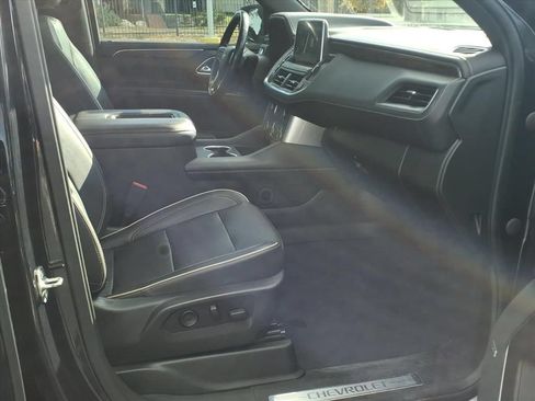 Used 2021 Chevrolet Tahoe Premier w/ Premium Package RWD image 22