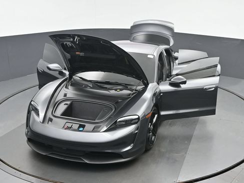Used 2020 Porsche Taycan 4S AWD/4WD image 45
