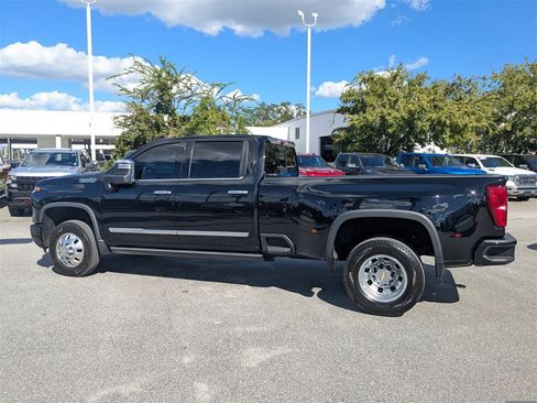Certified 2024 Chevrolet Silverado 3500 High Country w/ High Country Premium Package image 6