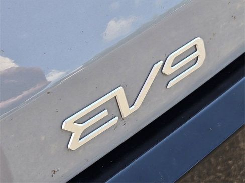 New 2026 Kia EV9 GT-Line image 8