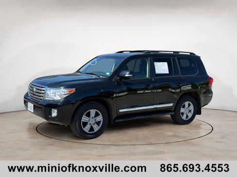Used 2015 Toyota Land Cruiser AWD/4WD image 7