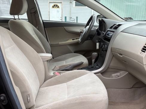 Used 2009 Toyota Corolla LE FWD image 19