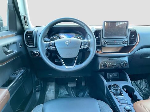 Used 2024 Ford Bronco Sport Outer Banks w/ Tech Package image 23