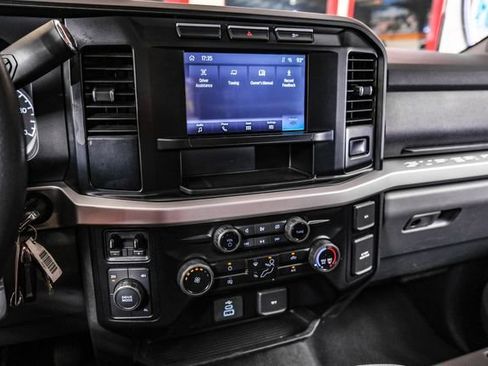 Used 2024 Ford F250 XLT AWD/4WD image 23