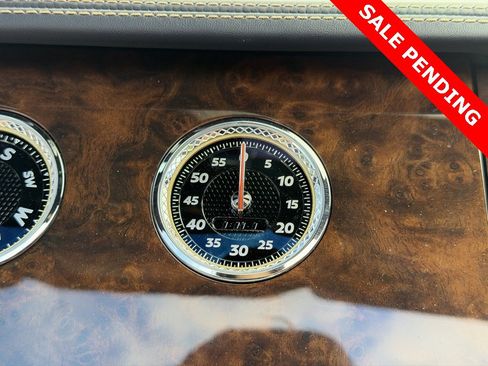 Used 2023 Bentley Continental GT Azure image 53