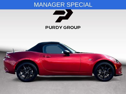 Used 2021 MAZDA MX-5 Miata Club RWD image 9