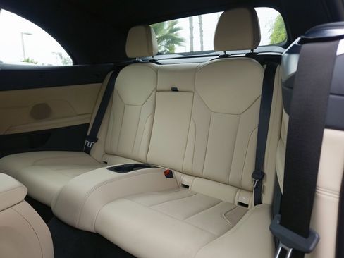 Used 2025 BMW 430i Convertible w/ Convenience Package image 20