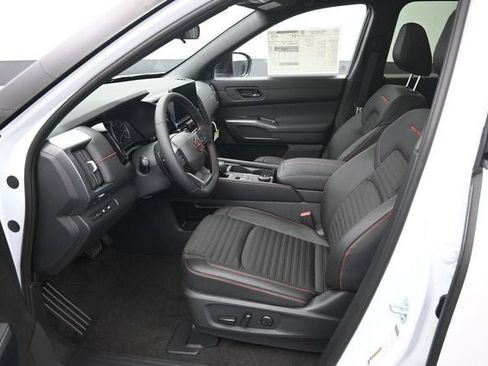 New 2026 Nissan Pathfinder Rock Creek AWD/4WD image 9