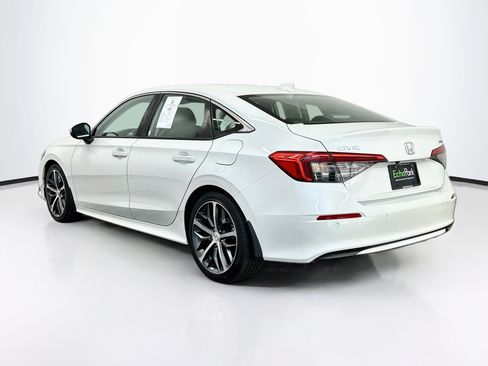 Used 2024 Honda Civic Touring image 5