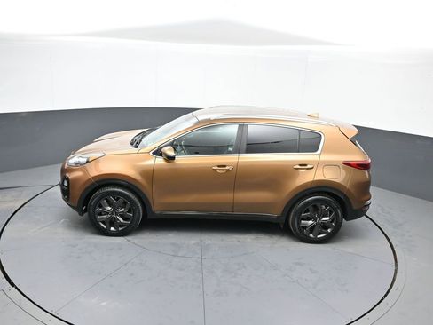 Used 2020 Kia Sportage S image 40