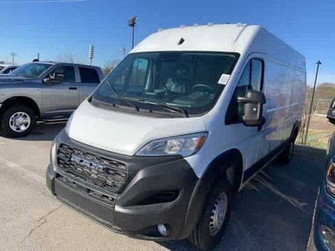 New 2025 RAM ProMaster 2500 w/ Convenience Group image 4