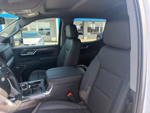 Used 2025 Chevrolet Silverado 1500 LTZ w/ Max Trailering Package AWD/4WD image 13