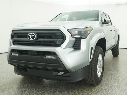 New 2026 Toyota Tacoma SR5 image 5