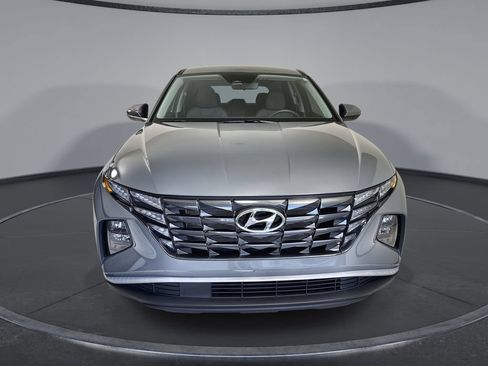 Used 2024 Hyundai Tucson SE FWD image 3