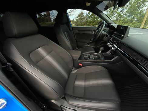 Used 2025 Honda Civic Sport image 13