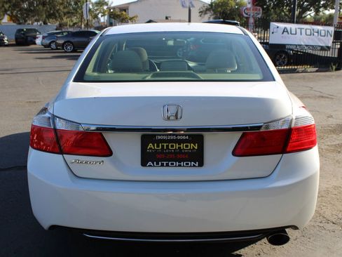 Used 2014 Honda Accord EX image 7