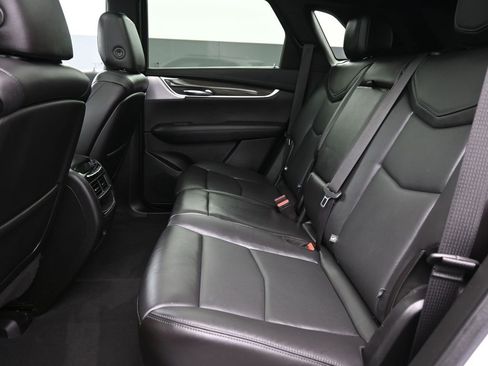 Used 2020 Cadillac XT5 Sportv image 11