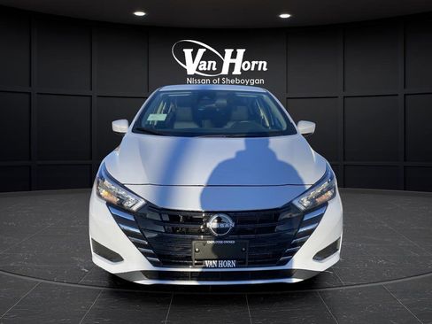 New 2025 Nissan Versa SV w/ Trunk Package image 9