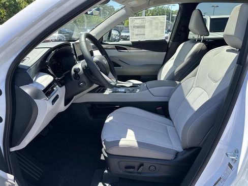 New 2027 INFINITI QX60 Luxe w/ Family Package AWD/4WD image 21