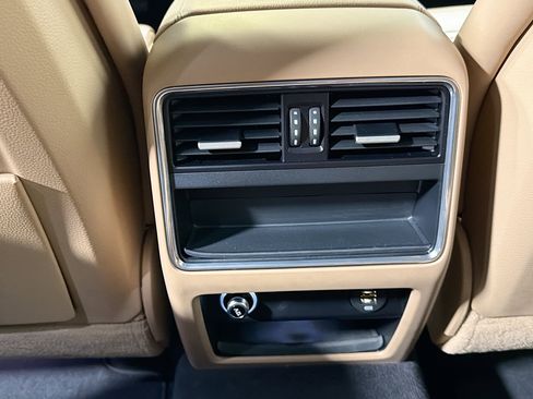 Used 2019 Porsche Cayenne image 19