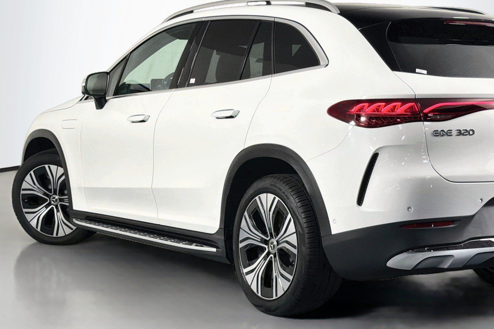 Certified 2026 Mercedes-Benz EQE 320 4MATIC SUV image 15