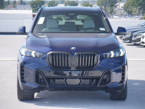 New 2026 BMW X5 xDrive40i w/ M Sport Package image 2