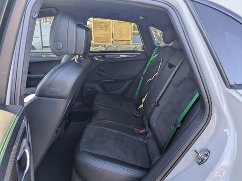 Used 2024 Porsche Macan GTS image 26