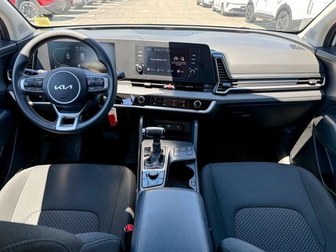 Certified 2023 Kia Sportage LX AWD/4WD image 33