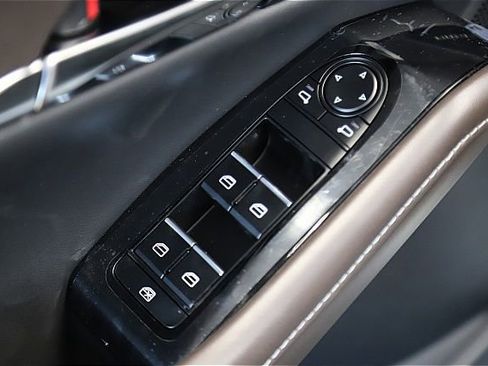 Used 2025 MAZDA CX-30 2.5 Turbo w/ Premium Package image 15