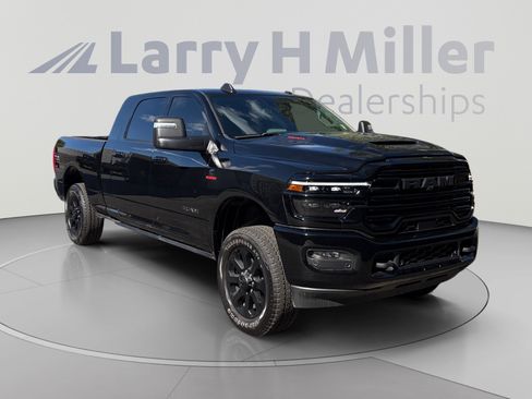 Used 2026 RAM 3500 Laramie AWD/4WD image 7