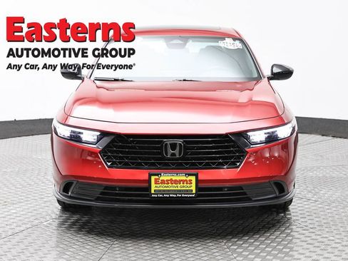 Used 2024 Honda Accord Sport image 2