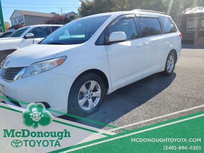 Used 2014 Toyota Sienna LE