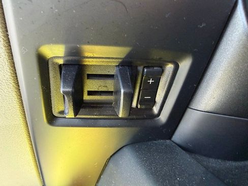 Used 2018 Ford F150 XL w/ Equipment Group 101A Mid image 18