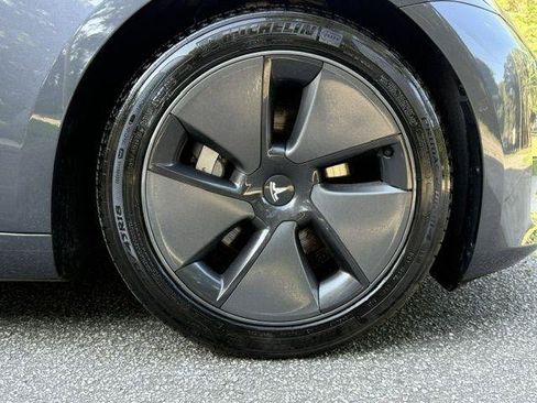 Used 2021 Tesla Model 3 Standard Range Plus RWD image 12