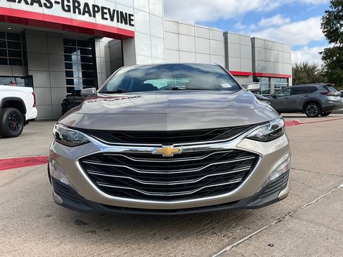 Used 2024 Chevrolet Malibu LT image 4